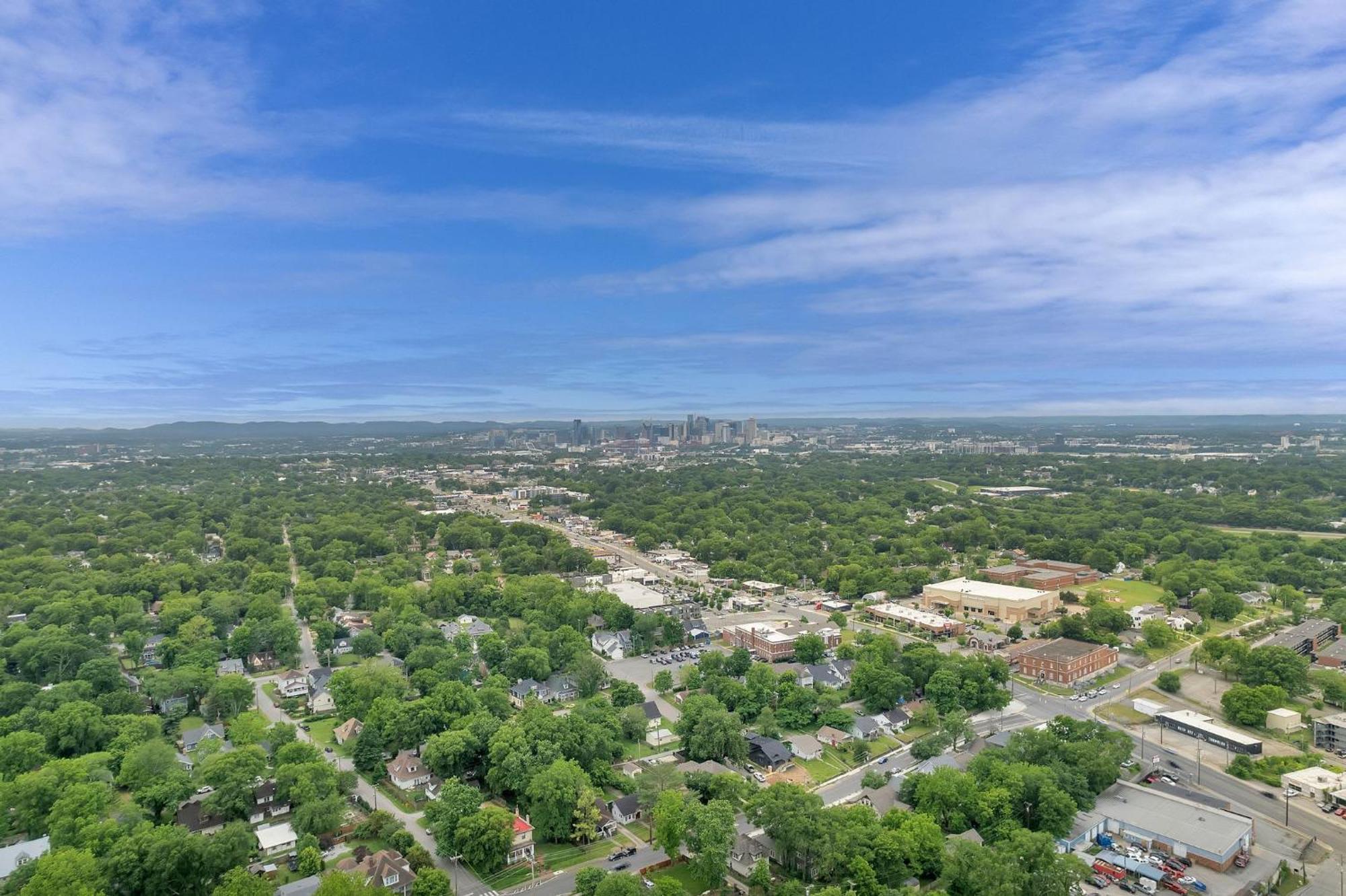 Holiday home Lux East Nash-hot Tub & Rooftop Patio Nashville