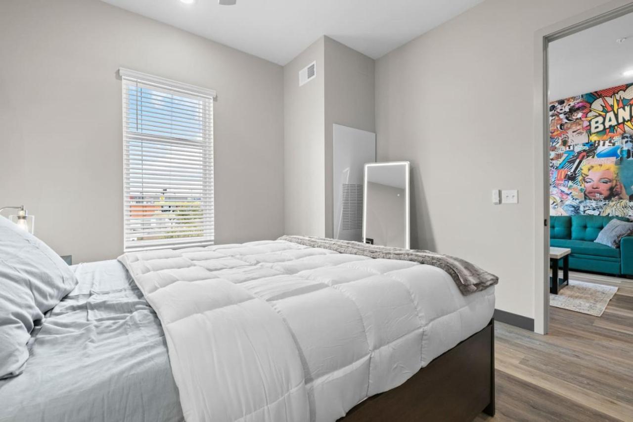 Charming - 8 Minutes To Broadway Apartment *