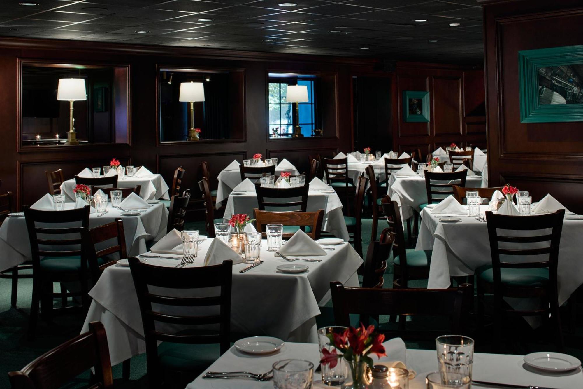 Ac Downtown Hotel 4*