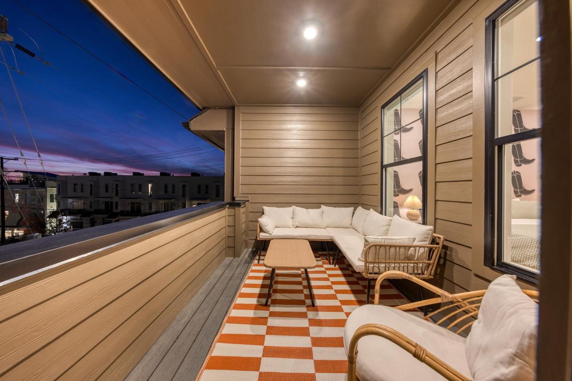 Lichey By Avantstay Modern 4bdr W Covered Patio Newly Built Holiday home