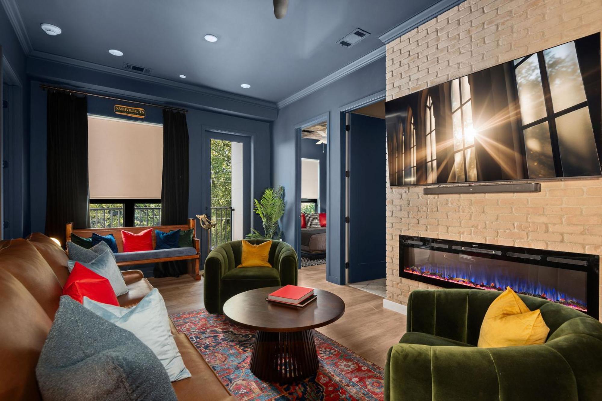 Apartment The Crescendo - On Music Row *