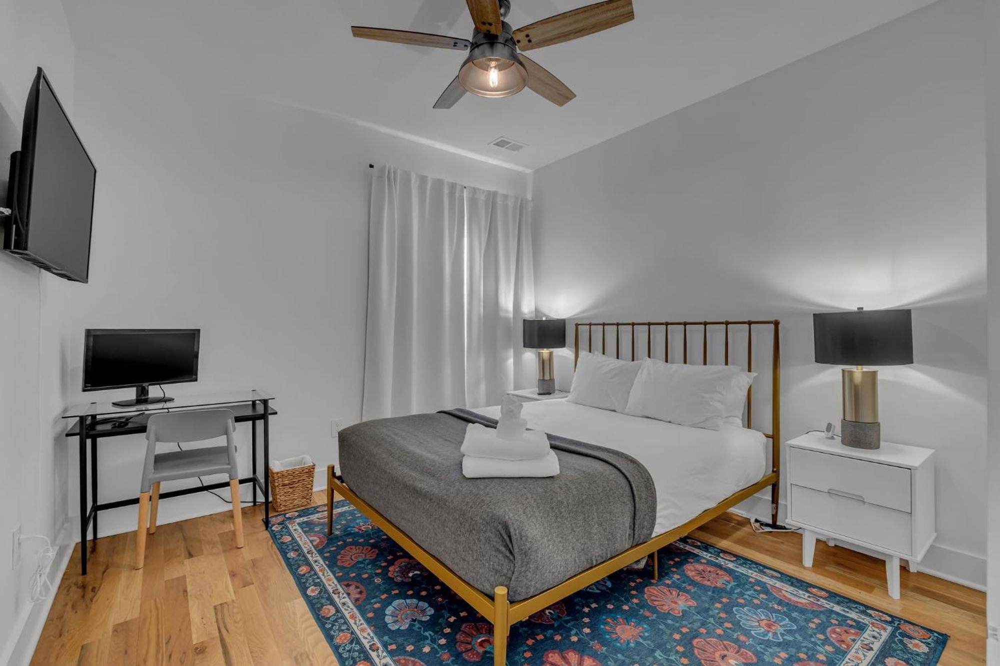 Lux East Nash-awesome Location- 30 Days