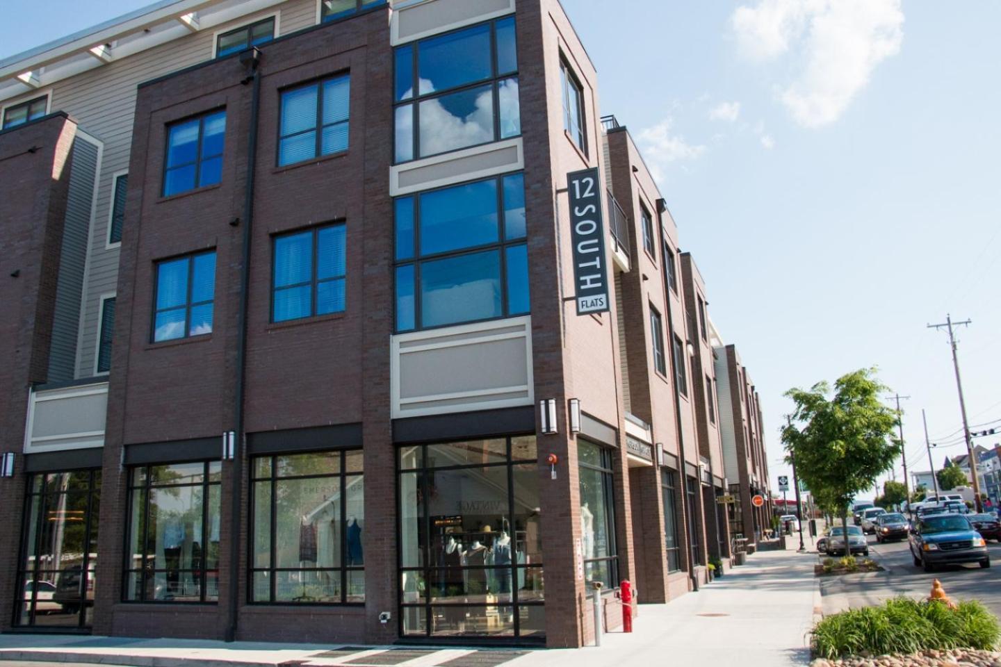 1103 Lawrence Ave Hbr * Nashville