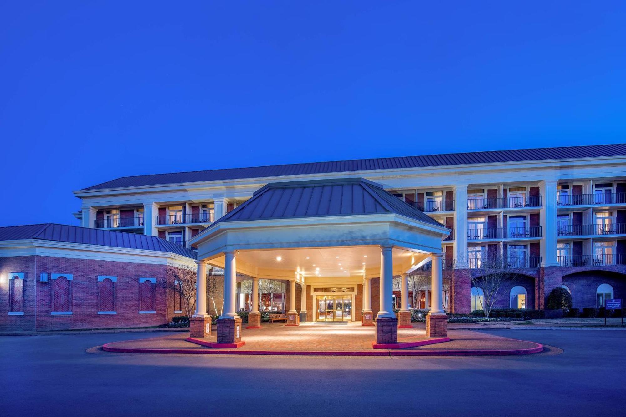 Sheraton Music Airport