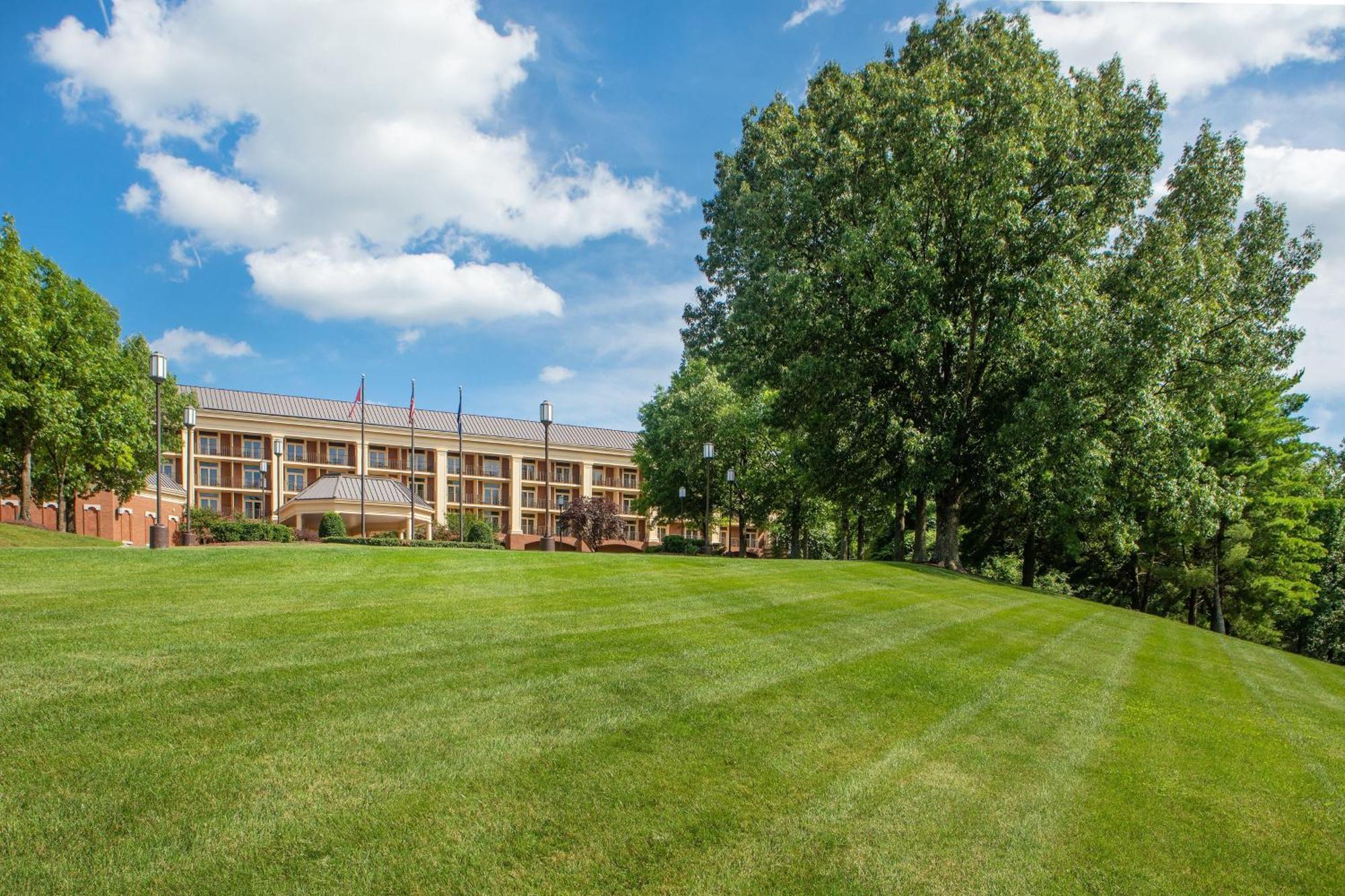 Sheraton Music City Airport Hotel