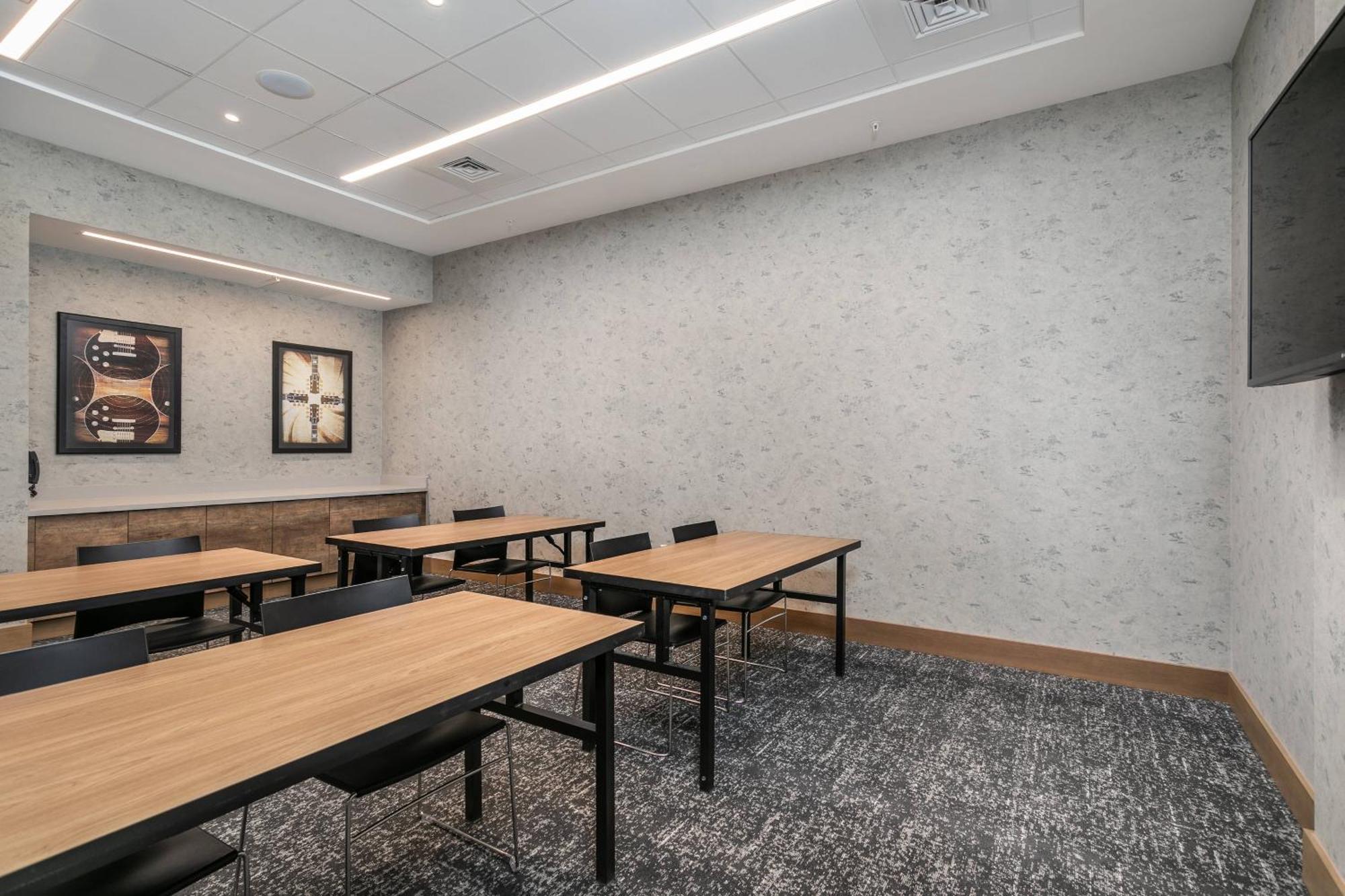 Towneplace By Marriott Midtown Hotel Nashville