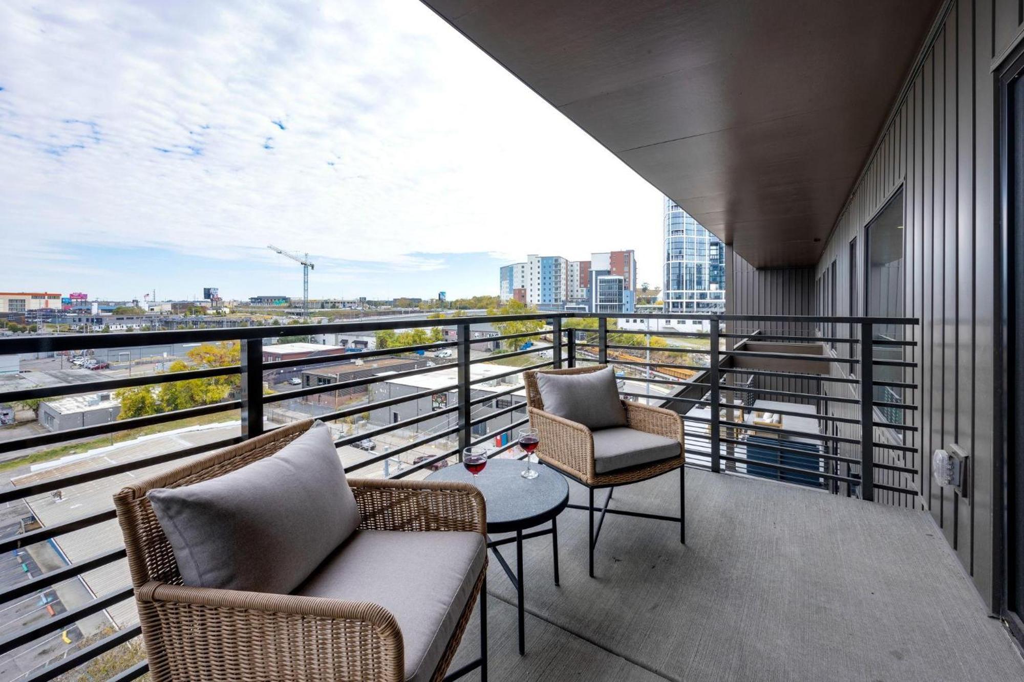 Holiday home Hyve - Skyline Social - Walk To Broadway *