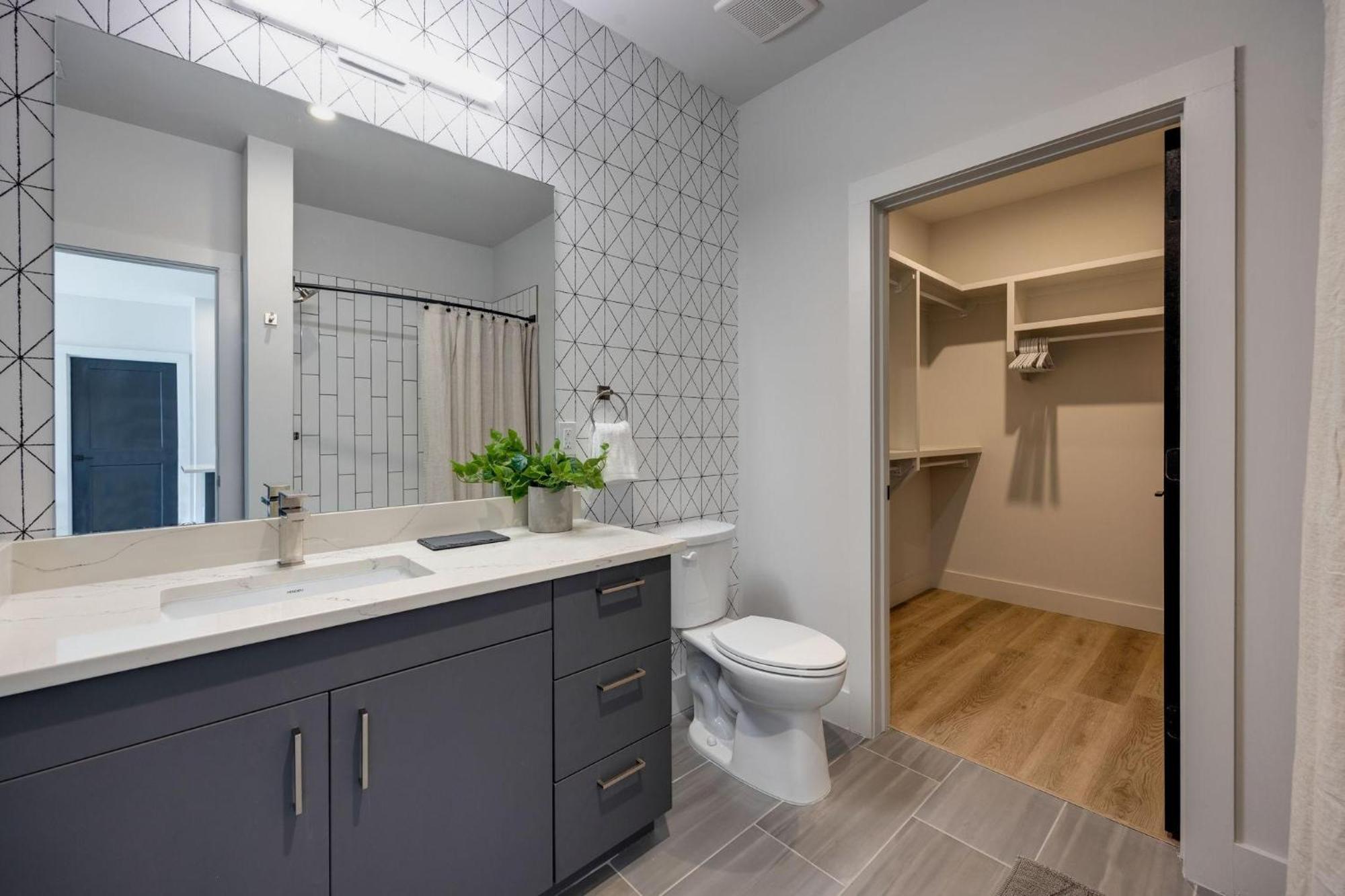 Acoustic - Fitness Center - Odyssey At The Park Holiday home Nashville