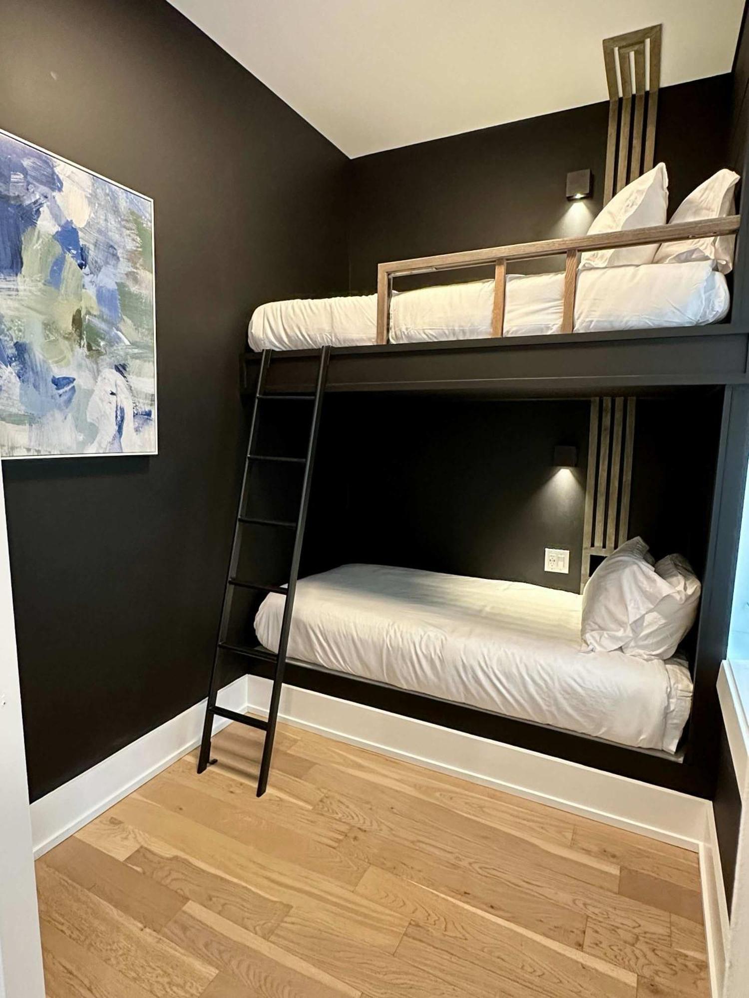Holiday home Luxurious Near Vanderbilt And Parks *
