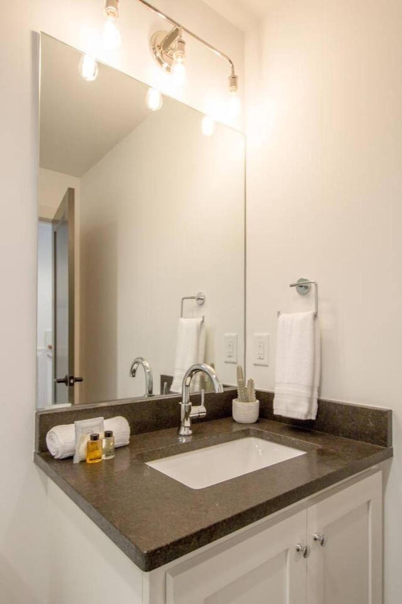 Luxury Super Ultra Comfort 12 Beds * Nashville
