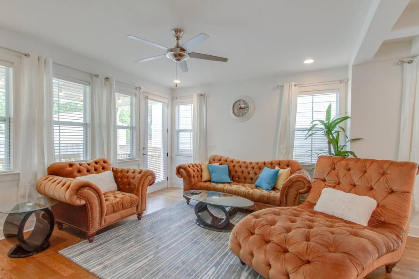 Charmer The Nations Big Luxury Holiday home