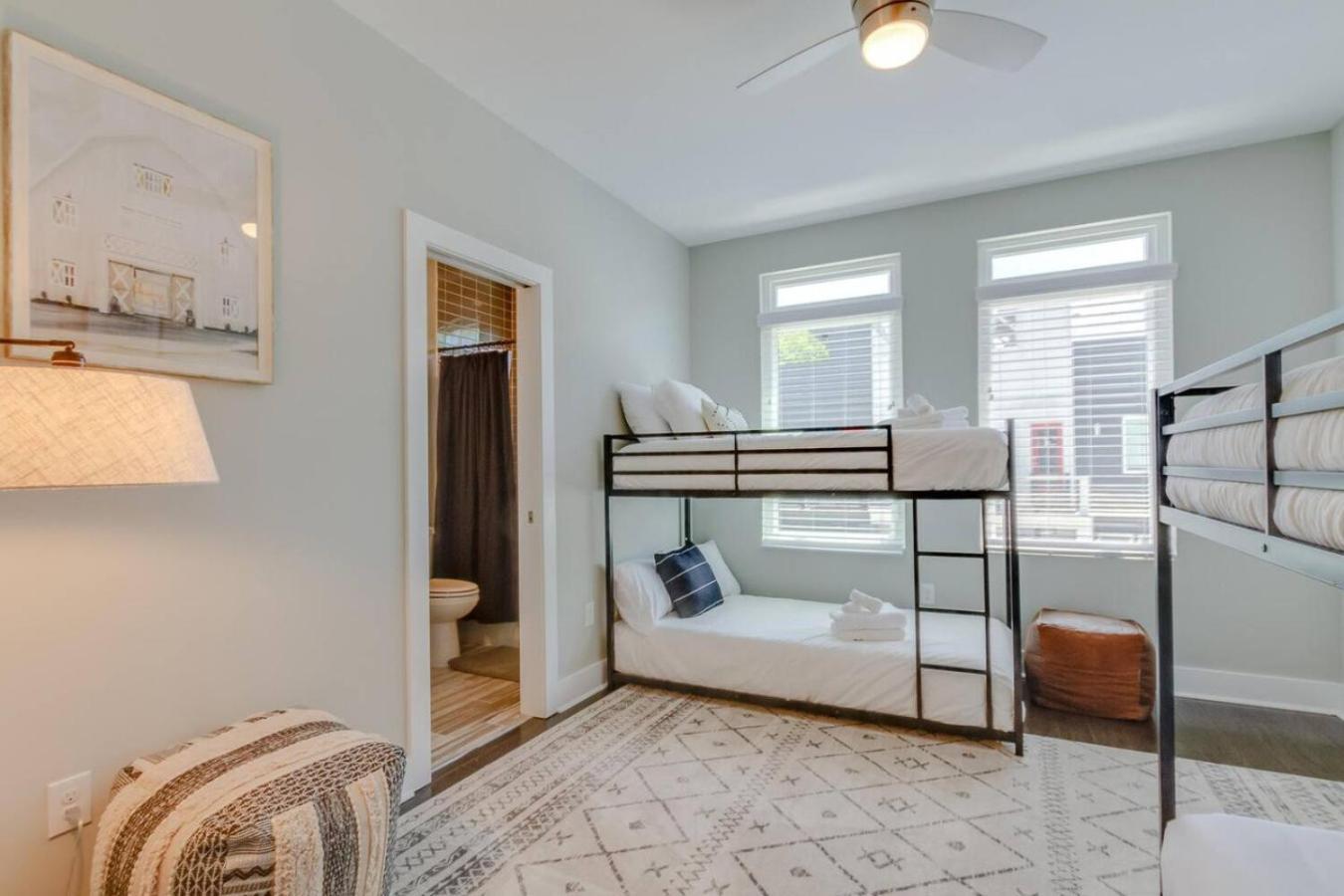 Chic Private Rooftop Minutes To Downtown *