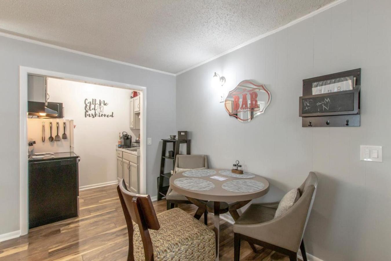 Holiday home Delightful Charmer With Pool Access Nashville