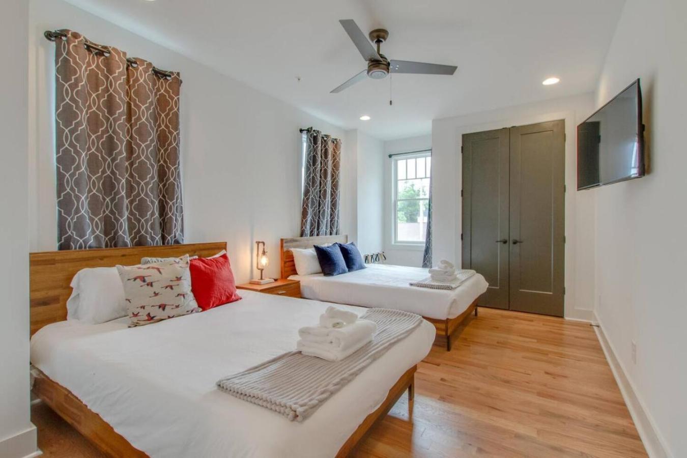 Large Elite Perfect Gulch Area * Nashville