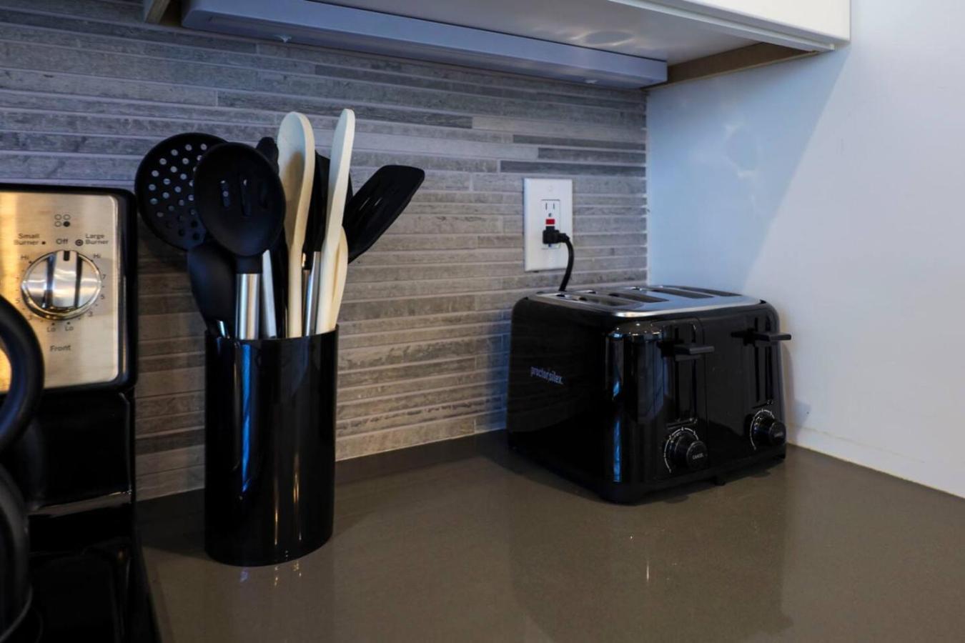 Holiday home Minutes To Broadway Stunning Townhome