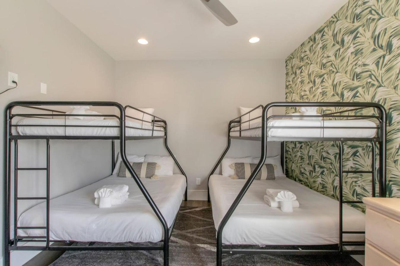 Spacious Gulch Retreat Super Skyline Views Holiday home Nashville