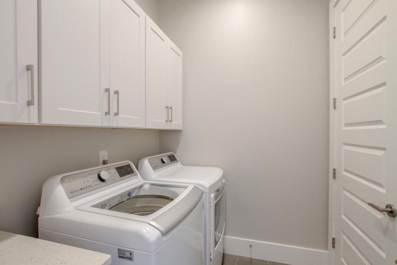 Spacious Gulch Retreat Super Skyline Views Nashville