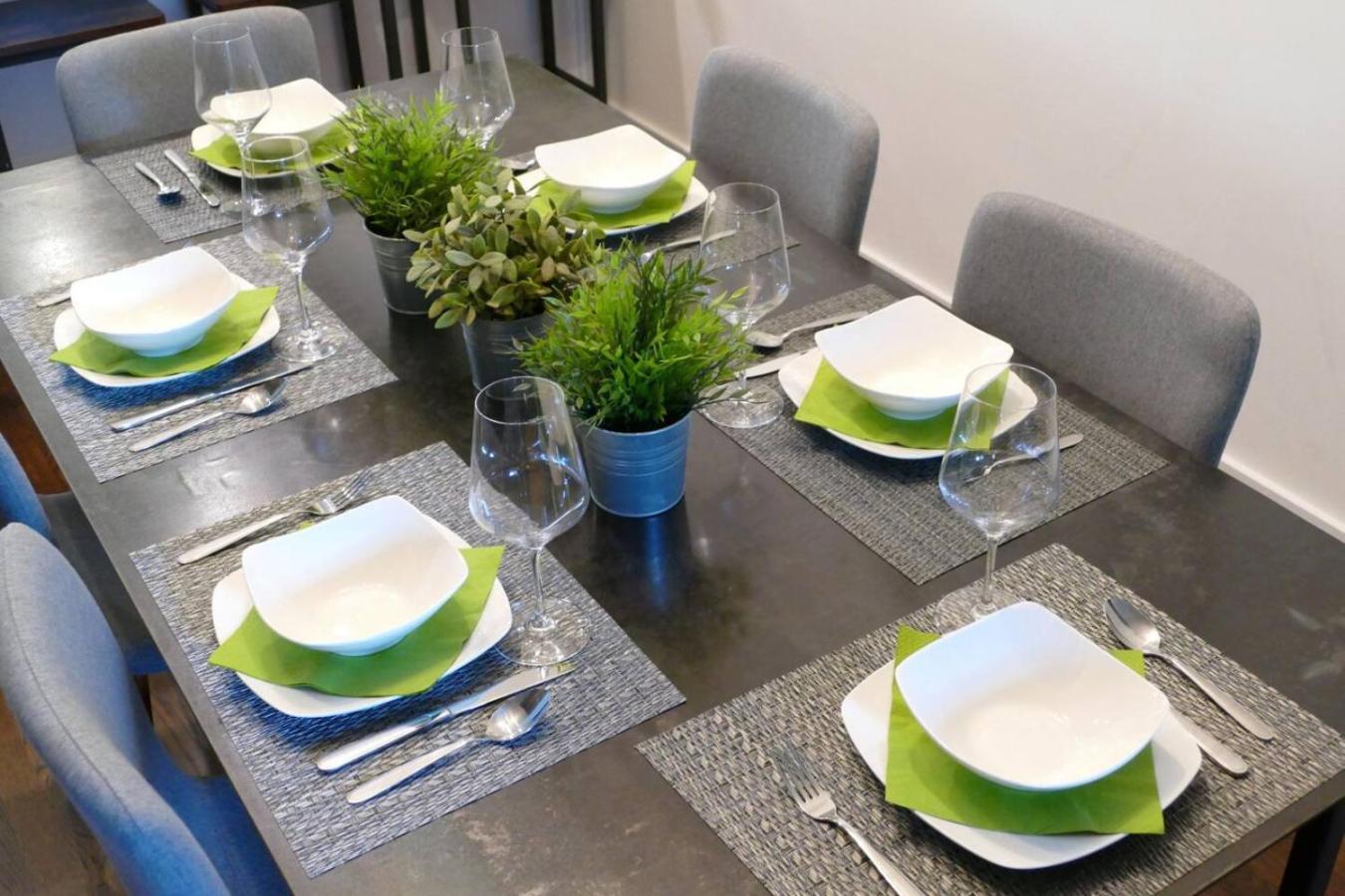 Holiday home Stylish Luxury Private Rooftop Space Hillsboro *
