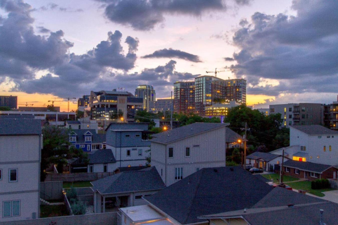 Spacious Gulch Retreat Super Skyline Views Nashville