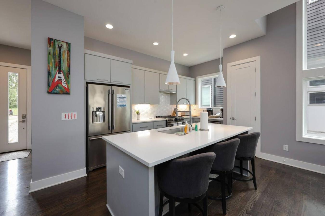 Southside Extraordinaire Walk To Gulch Lux Four Bedroom Holiday home
