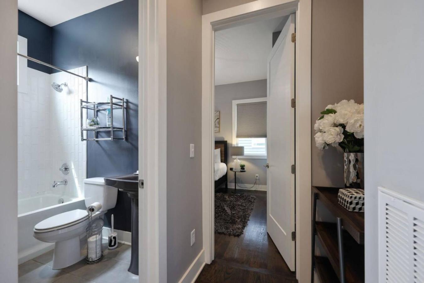 Southside Extraordinaire Walk To Gulch Lux Four Bedroom