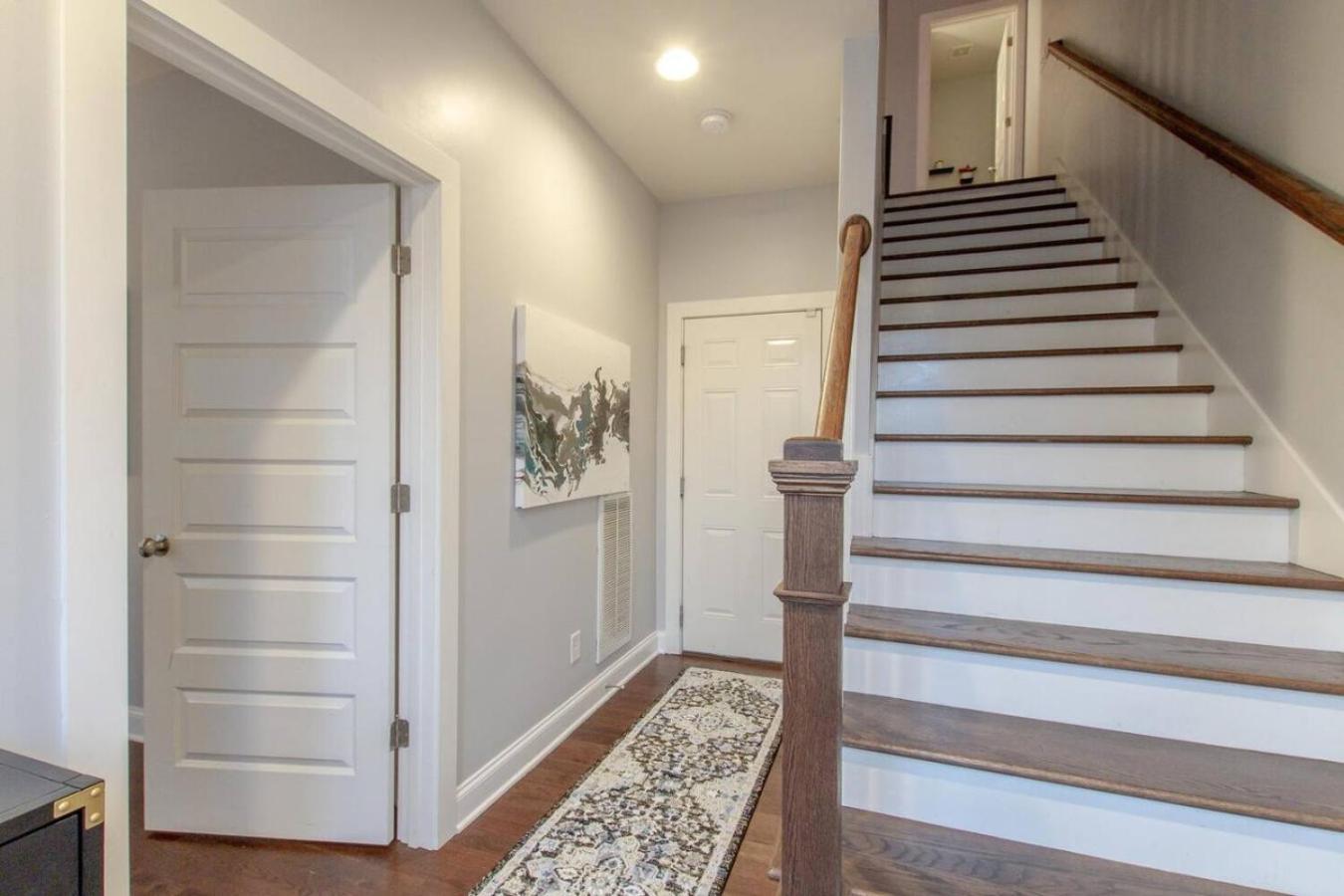 Holiday home Modern Eastside Escape