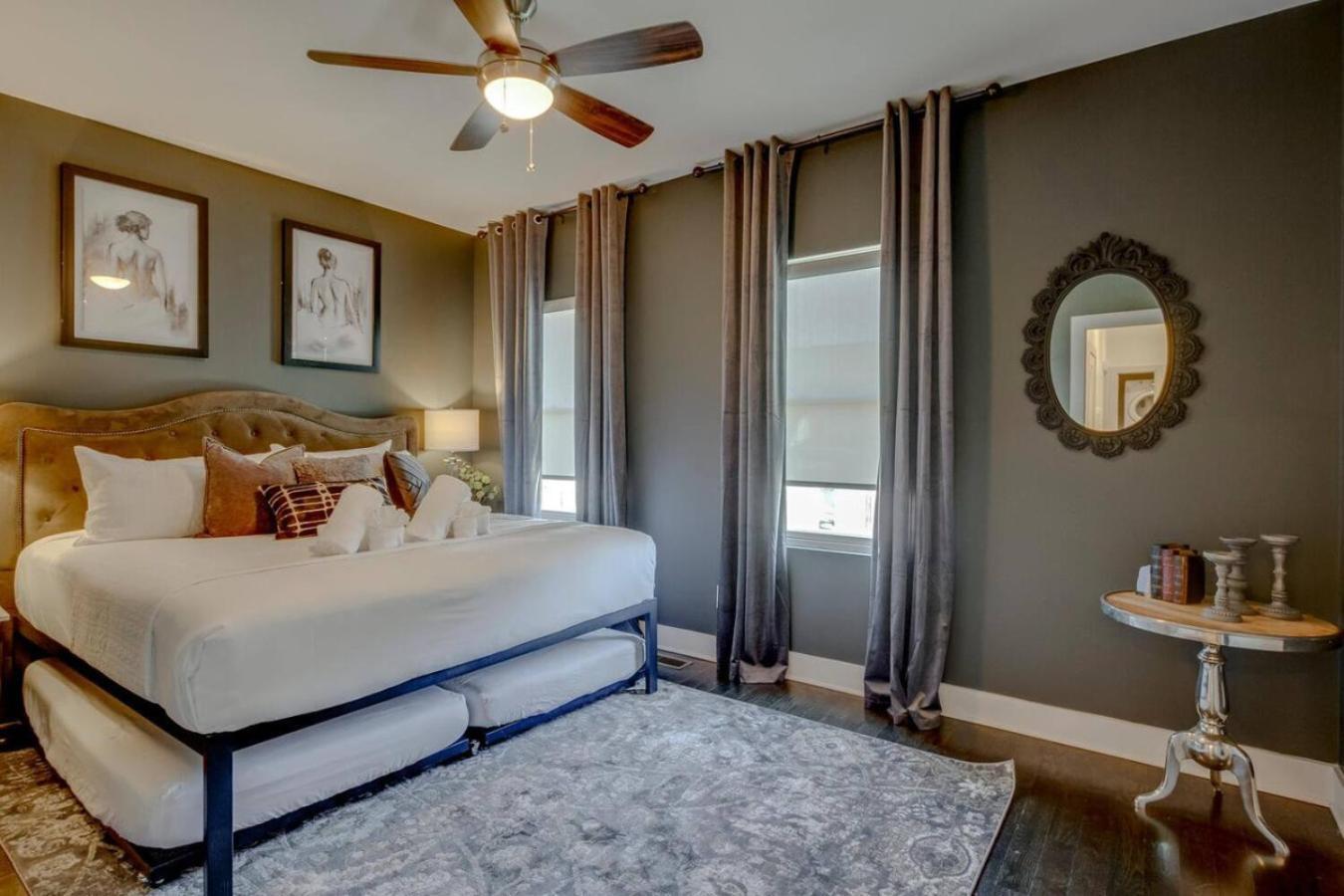 Modern Townhome With Gorgeous Patio Space Nashville