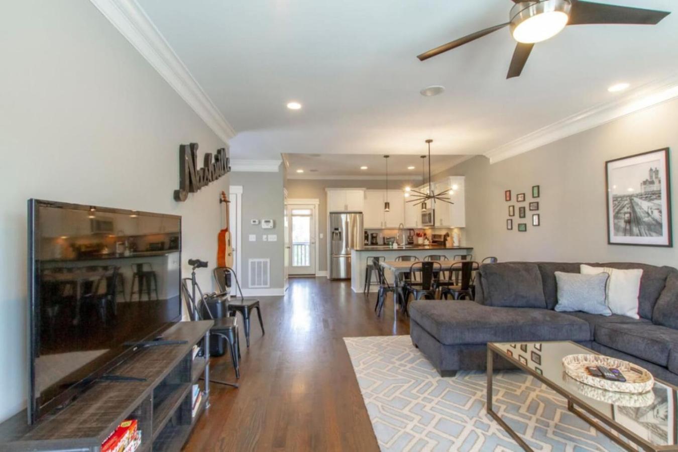 Holiday home Belmont Beauty Game Near Downtown *