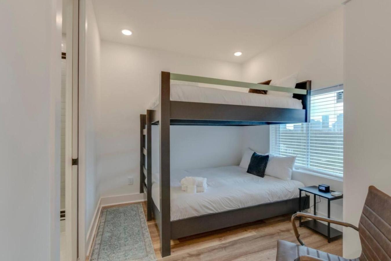 Holiday home Jazz Junction 2 Bedrooms 5 Beds 7 Mins To Broadway Nashville