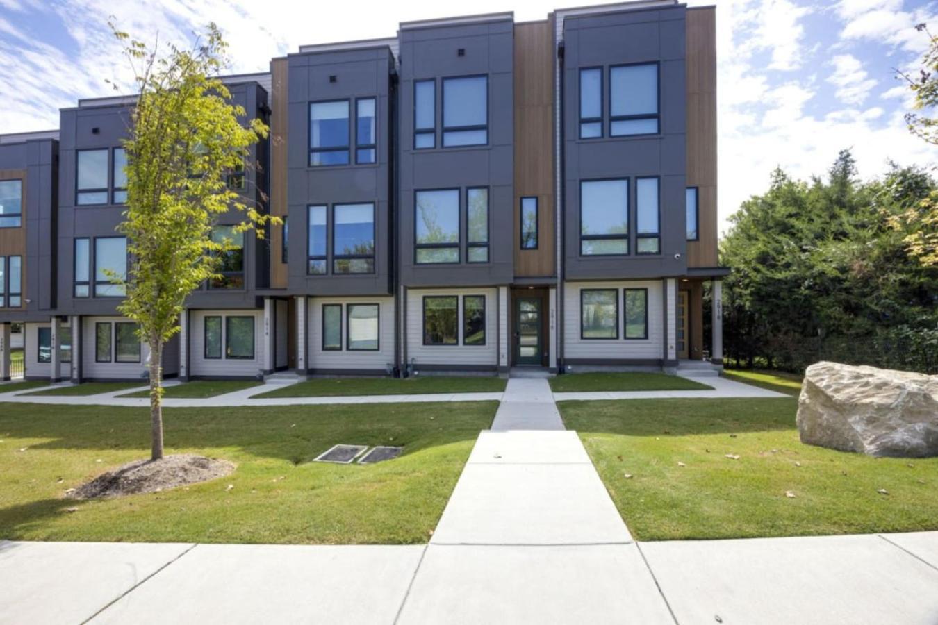 Tennessee Whiskey Townhome 4bd 4.5bth * Nashville