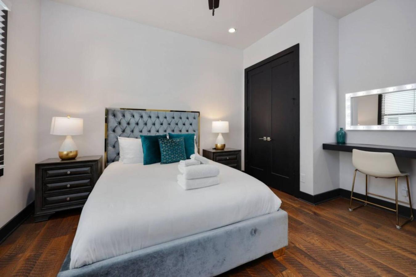 Cerulean Oasis - Rooftop Views - Heart Of The Holiday home Nashville
