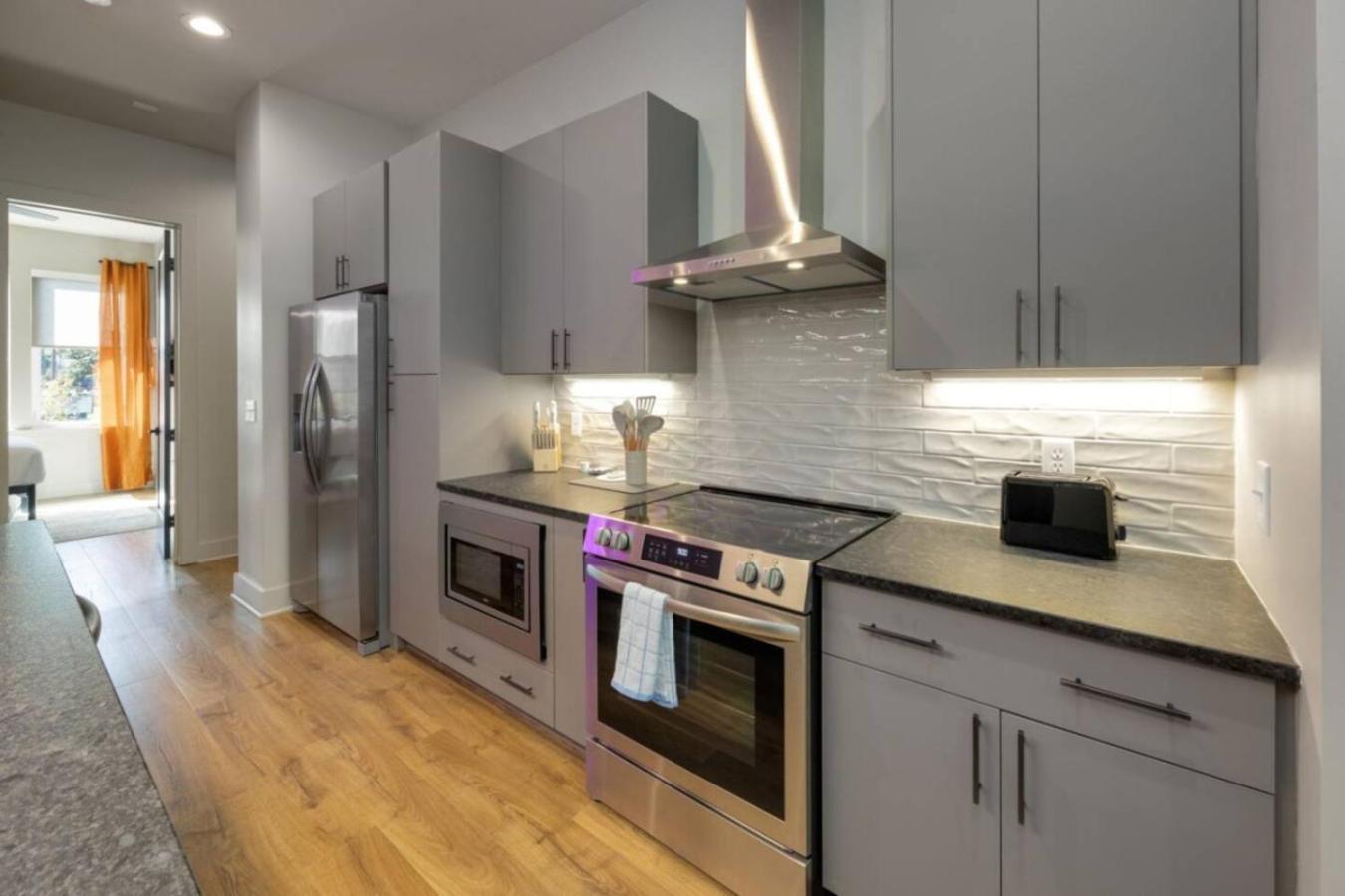Cowgirl Up 4bd 4.5bth Rooftop Views