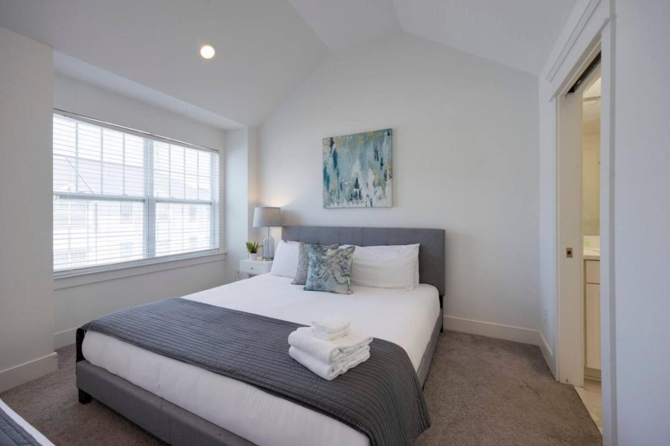 Holiday home Beautiful Townhomes 2 Units With Outdoor Patios Nashville