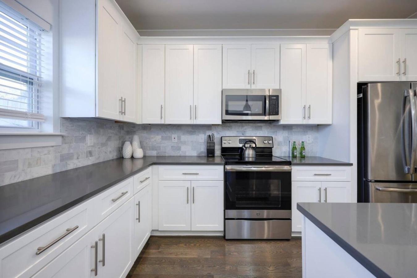 Double Townhomes Elegant Design Big Groups *