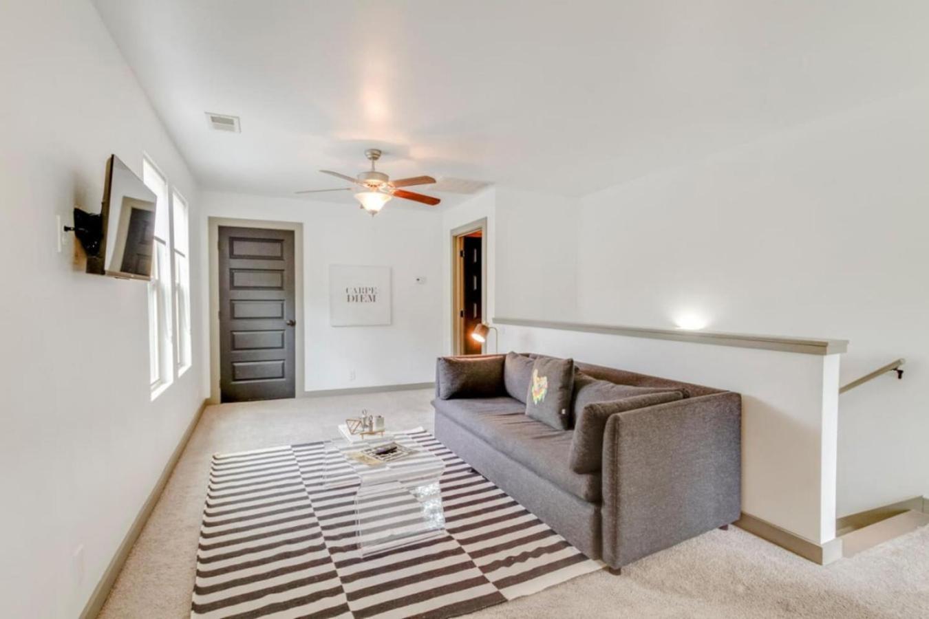 Holiday home Dreamer - Mins To Downtown - 3br 2.5bath *