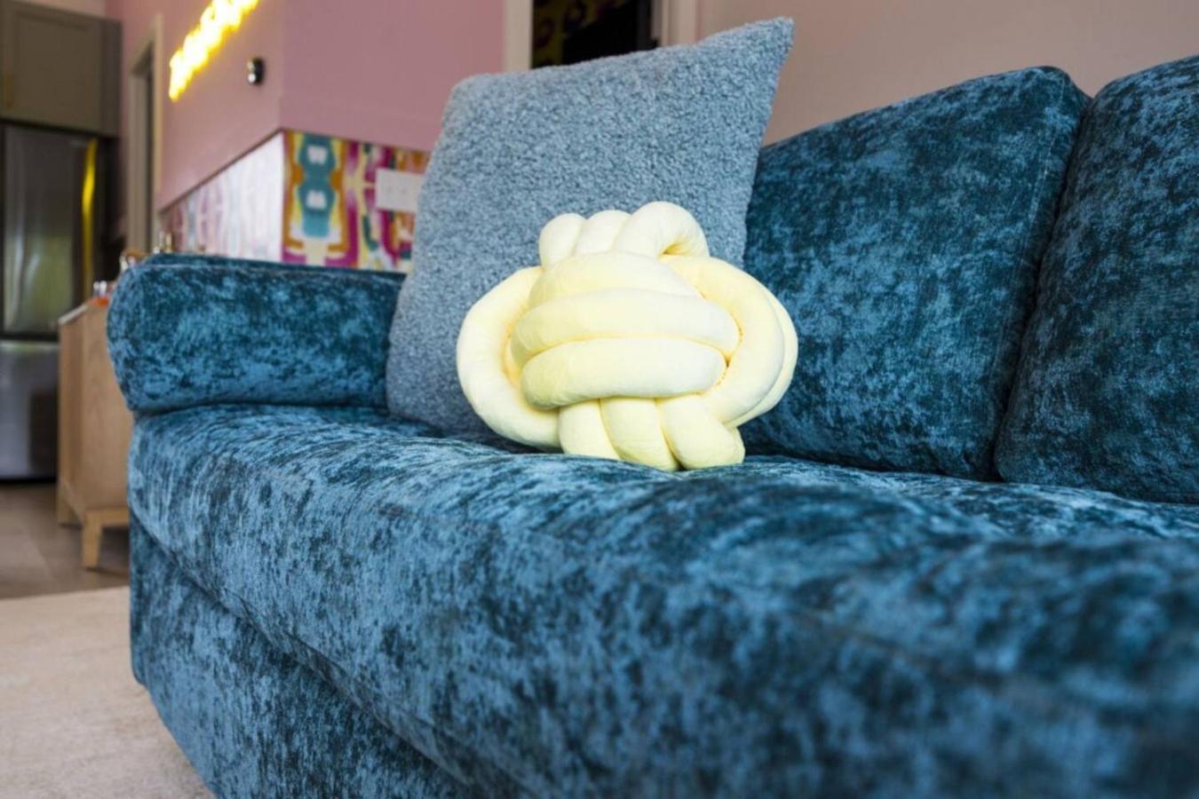 Music Row Country Retreat Balcony And Hot Tub Nashville