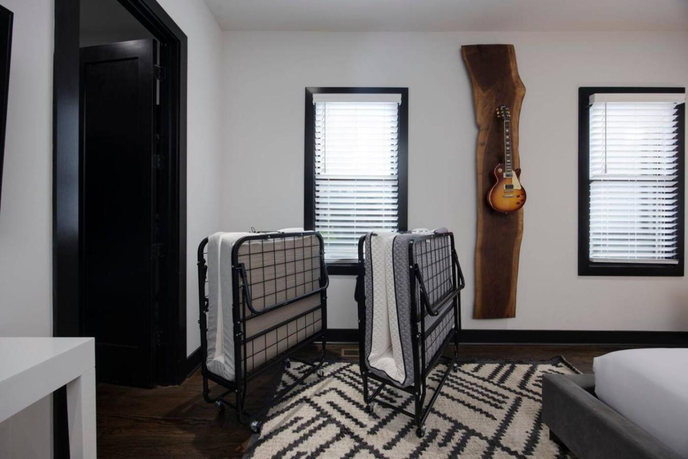 Two Townhomes- Rooftop Lounge- Hot Tub- Views *