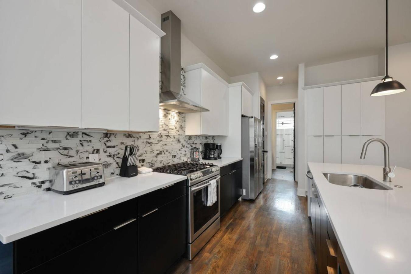 Holiday home Two Townhomes - Hot Tubs And Rooftop Balconies