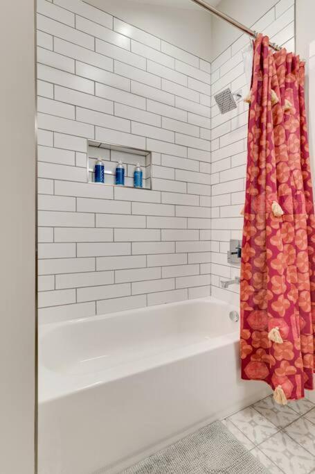 West End 4 Bd,4bath Walk To Bars-close To Broadway Apartment Nashville