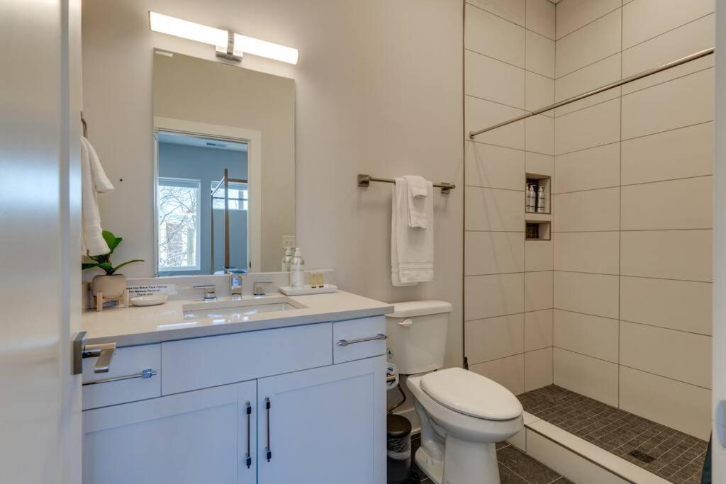 West End 4 Bd,4bath Walk To Bars-close To Broadway