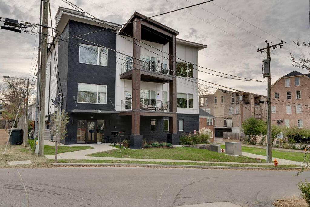 West End 4 Bd,4bath Walk To Bars-close To Broadway