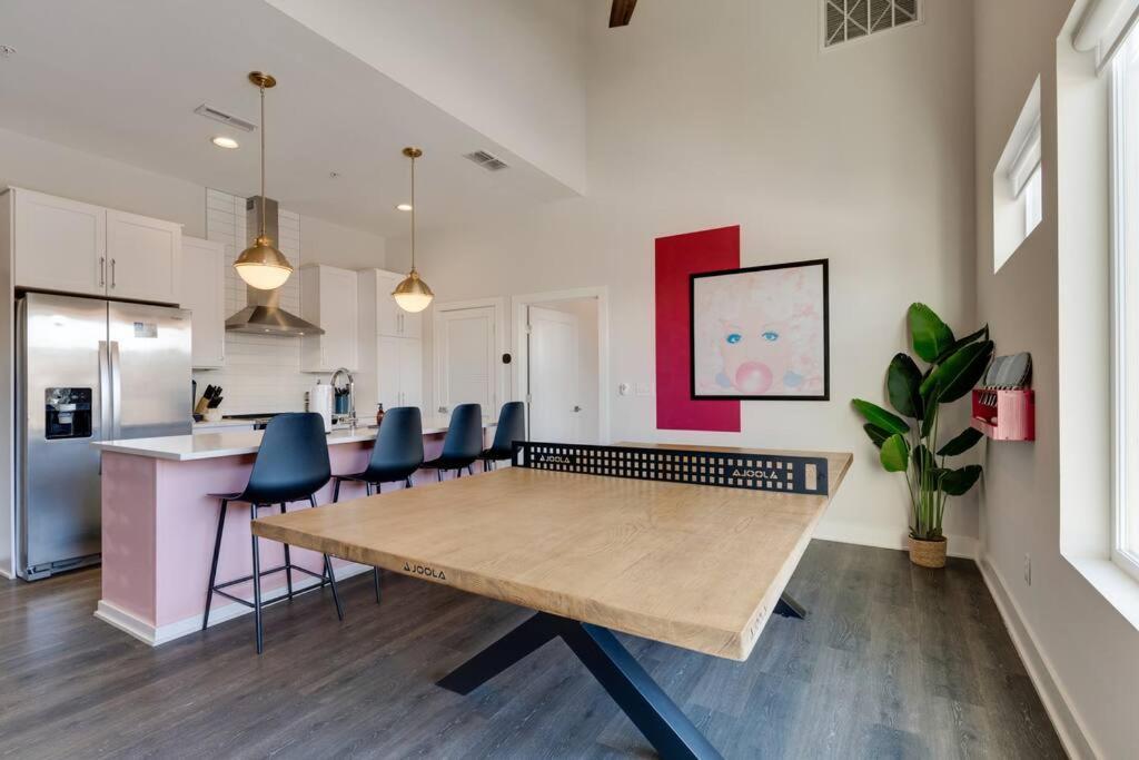 West End 4 Bd,4bath Walk To Bars-close To Broadway