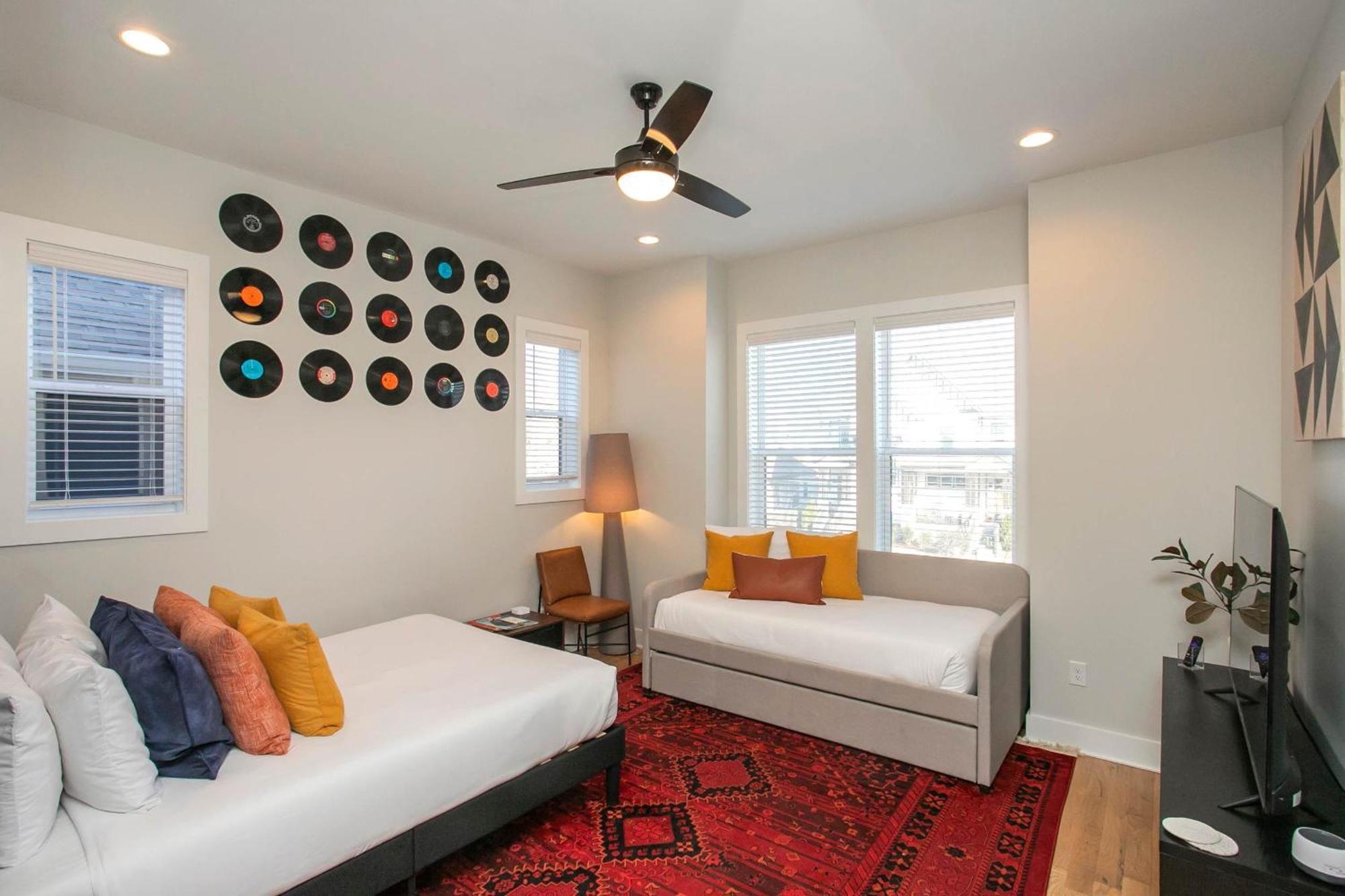 Mid-century Luxury Rooftop Lounge Near Broadway *