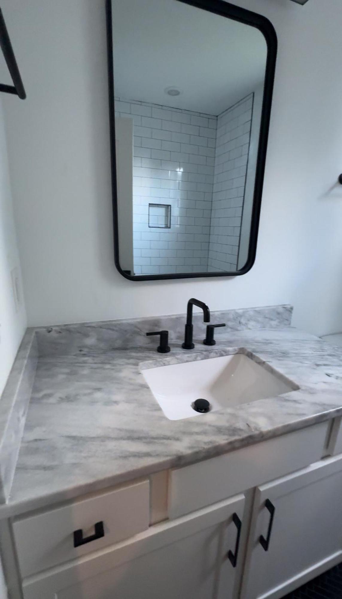 Luxe Retreat! 7mins Near Downtown Nashvegas! Nashville