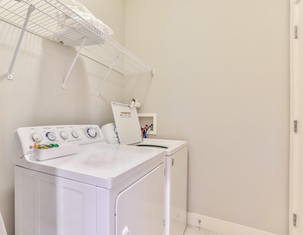 Apartment Pink Party Nashville-near Music Row Free Parking Nashville