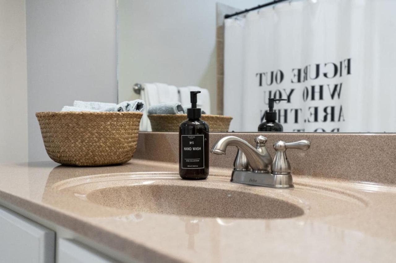 Dolly Would - Near Music Row King Beds Holiday home