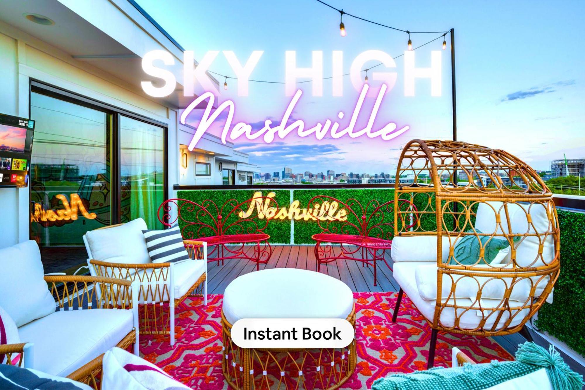 Sky High Cowgirl Luxe 4br With Rooftopdeck Karaoke Holiday home
