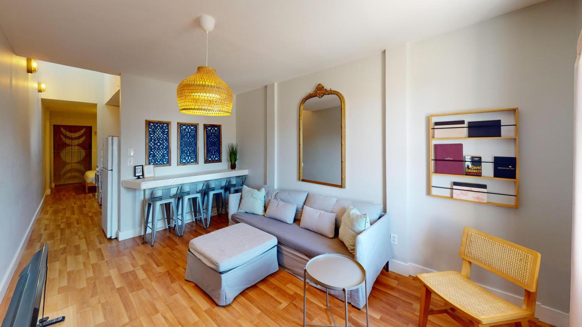 Humphreys St Apartment