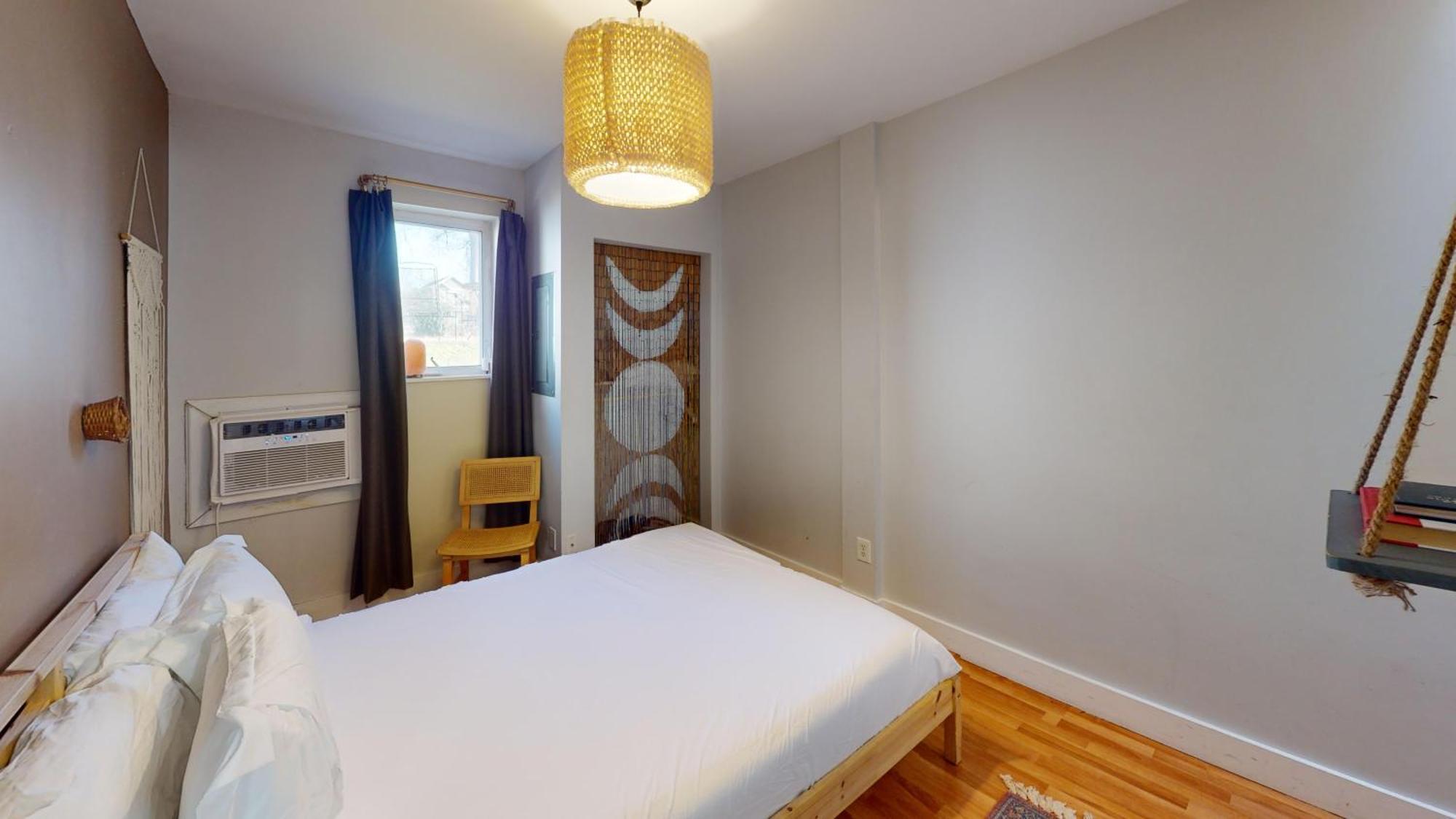 Humphreys St Apartment