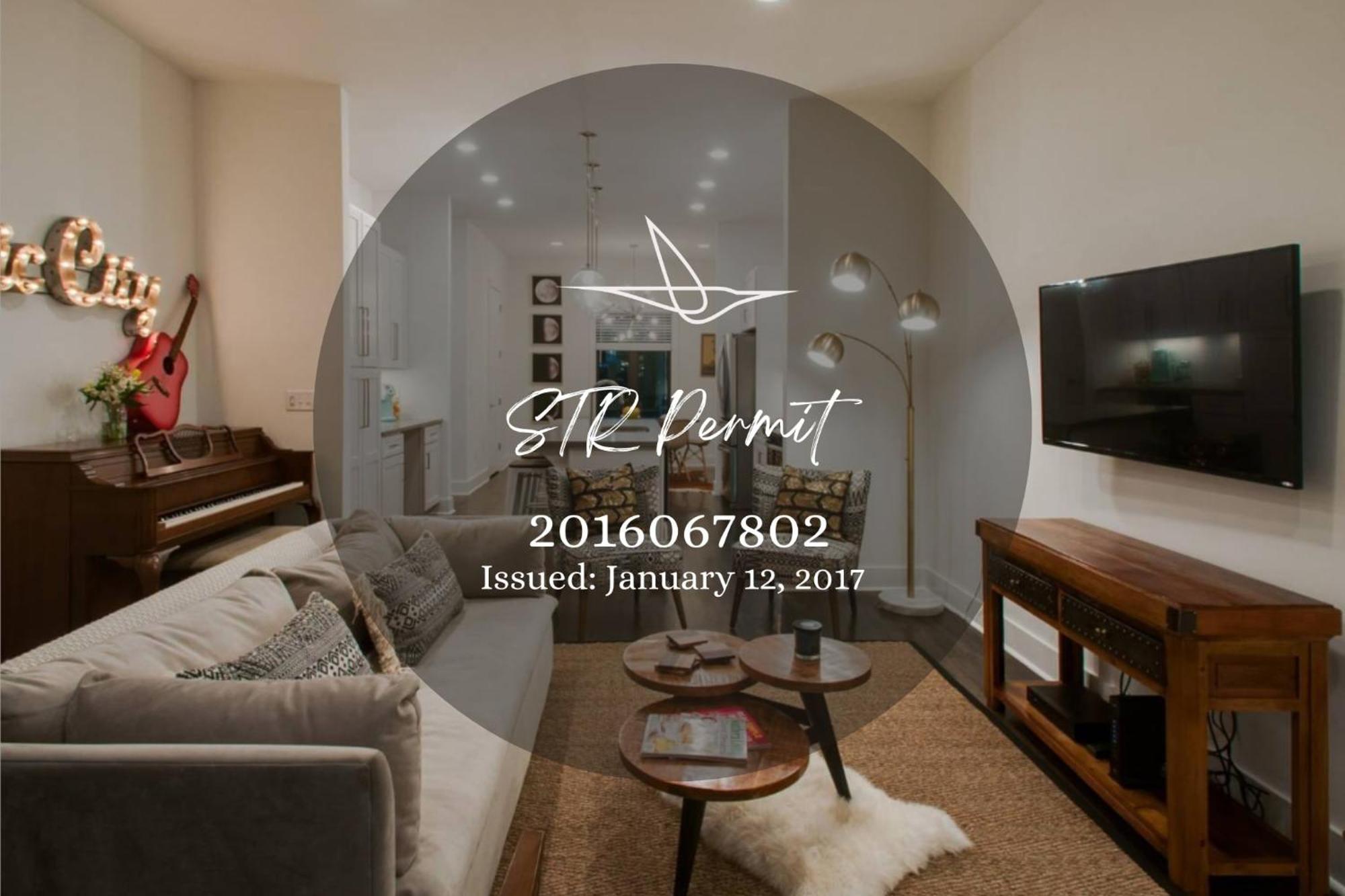 Modern 3br With Garage, Rooftop, Hot Neighborhood 10 Mins To Broadway, 24 Hour Hospitality Team, Perfect For Groups Nashville